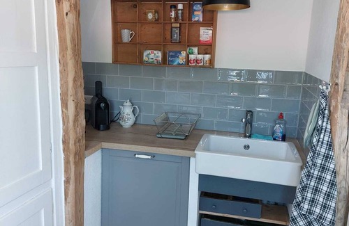 Muensingen Apartment | Apartment 'Ferienwohnung Rahel' with Shared Terrace and Wi-Fi