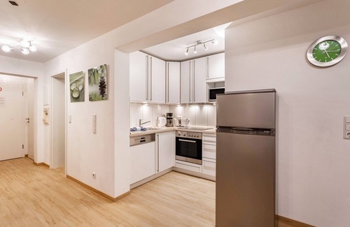 Willingen Apartment | Apartment 'Ferienwohnung Viadukt' with Mountain View, Private Terrace and Wi-Fi