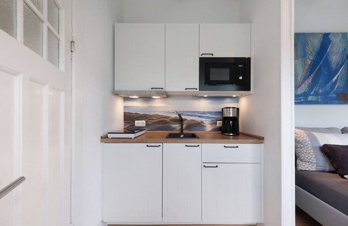 Duhnen Apartment | Apartment 'Ferienwohnung Alte Liebe' with Private Terrace and Wi-Fi