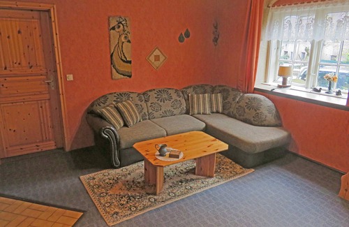 Saustrup Apartment | Apartment 'Ferienwohnung Flarupgaard' with Private Garden and Wi-Fi