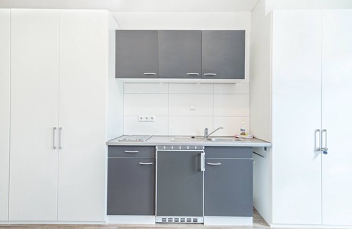 Reutin Apartment | Apartment “Ferienwohnung Eyrich EG” near Lake Constance with Wi-Fi, Terrace & Garden