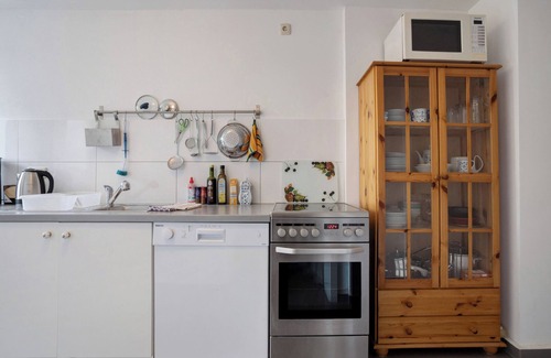 Lychen Apartment | Apartment 'Ferienwohnung Nr 1' with Shared Terrace, Shared Garden and Wi-Fi