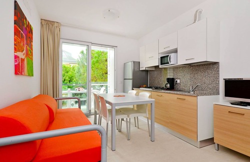 Lignano Sabbiadoro Apartment | Apartment Fiore by Interhome
