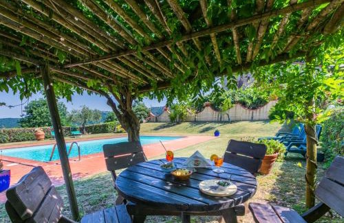 Castelnuovo di Val di Cecina Apartment | Apartment Fienile by Interhome