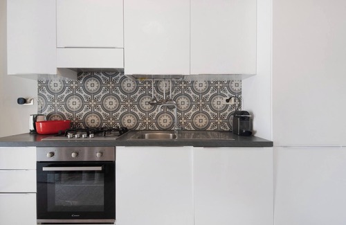 Rapallo Apartment | Apartment 'Fiordalisi' with Private Garden, Wi-Fi and Air Conditioning