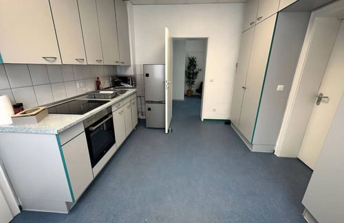 Nordhorn Apartment | Apartment Flixi III - Doppelzimmer für Zwei Personen mit Gemeinschaftsflächen