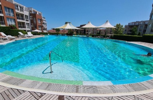 Chernomorets Apartment | Apartment Flower Suny Island
