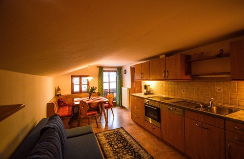 Ramsau bei Berchtesgaden Apartment | Apartment for 1-4 people, shower/toilet, balcony, TV, WiFi, non-smoking, top floor