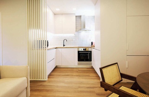 Fatima Apartment | Apartment for 4 People-Fatima-Spaço Quattro-Two-c/Private Parking