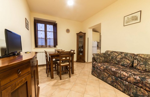 Assisi Apartment | Apartment for 5 guests in open countryside with swimming pool - Beech