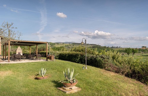 Assisi Apartment | Apartment for 5 guests in open countryside with swimming pool - Beech