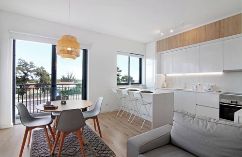 Se Apartment | Apartment "Formosa Home" with Lake View, Balcony & Wi-Fi
