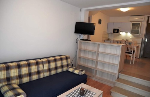 Cres Apartment | Apartment Forna - free parking: A1(2+2) - Cres, Island Cres, Croatia