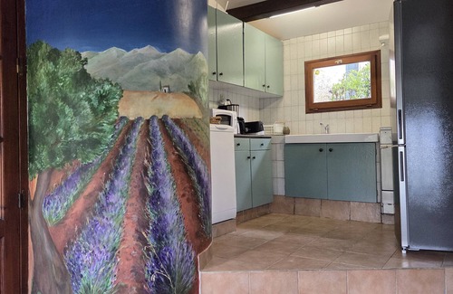 La Robine-sur-Galabre Cottage | Apartment in Provence, quiet with mountain view