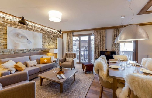 Courchevel Villa | Apartment Moufles - Three Bedroom Villa, Sleeps 6