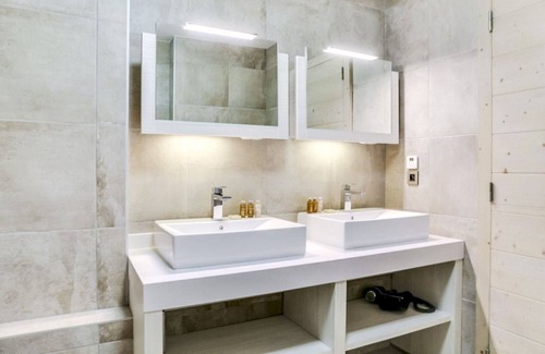 Courchevel Villa | Apartment Bouc Blanc