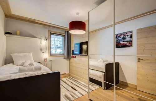 Courchevel Villa | Apartment Ventina - Four Bedroom Villa, Sleeps 8