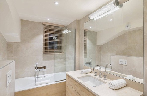 Courchevel Villa | Apartment Cortina - Three Bedroom Villa, Sleeps 6