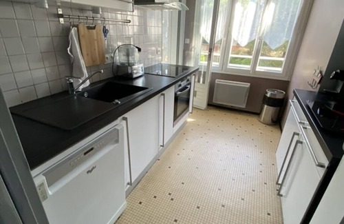 Saint-Brevin-les-Pins Apartment | Apartment 4 People sea view and City Center on foot