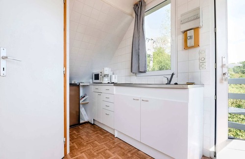 Saint-Remy Apartment | Apartment in Saint-Rémy near Lake