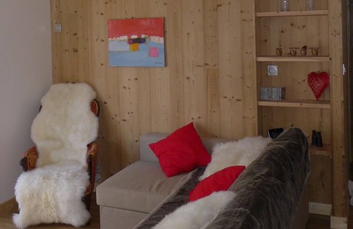 Saint-Sorlin-d'Arves Apartment | Apartment in the heart of the old village