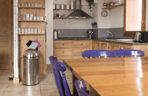 Sainte-Foy-Tarentaise Apartment | Apartment (8 pers.) on 50 m' of the ski slopes, next to the authentic village