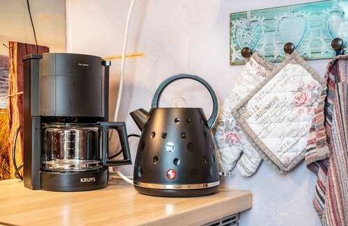 Schillig Apartment | Apartment 'Freesenhuus' with Private Terrace and Wi-Fi