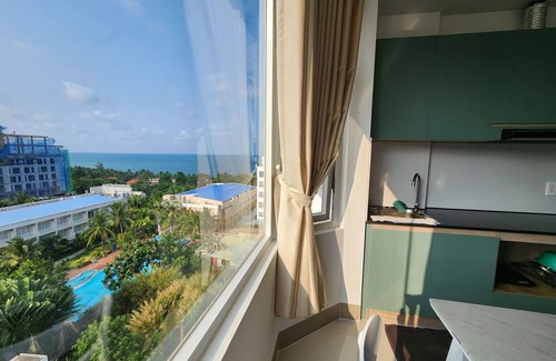 Duong Dong Apartment | Apartment: fully furnished, downtown central, beachfront 44033