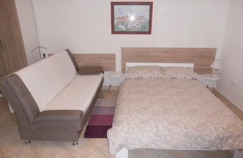 Vinez Apartment | Apartment Gabi