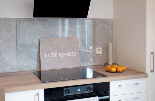 Langenargen Apartment | Apartment 'Gemütliche Ferienwohnung' with Private Garden, Balcony and Wi-Fi