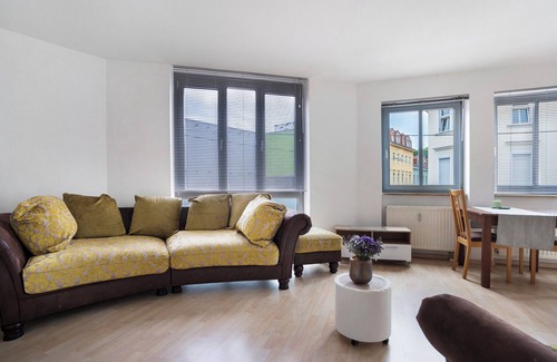 Outer Neustadt Apartment | Apartment 'Gemütliche 1-Zimmer-Wohnung' with Private Terrace and Wi-Fi