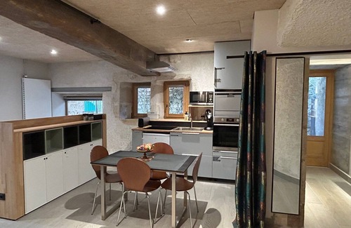 Talissieu Apartment | Apartment 'Gite Au Pied Du Grand Colombier' with Private Terrace and Wi-Fi