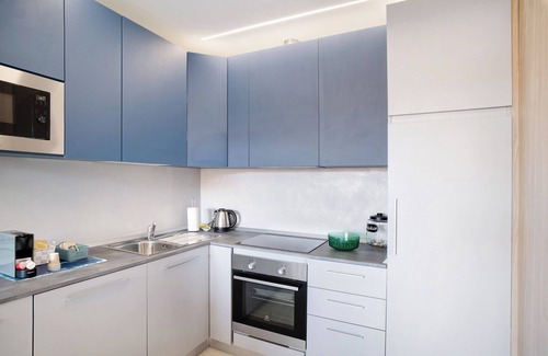 Sanremo Centre Apartment | Apartment 'Glamuor 1' with Private Terrace, Wi-Fi and Air Conditioning