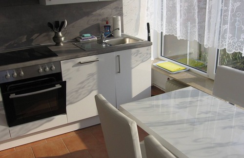 Doese House | Apartment 'Grosser Bungalow' with Private Terrace and Shared Garden