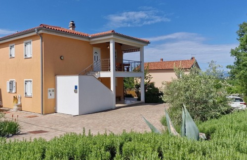 Marsici Apartment | Apartment Grozdanić 1 for 4 people in a quiet location