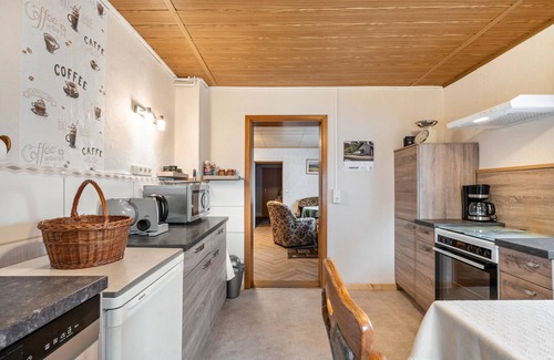 Mittelherwigsdorf Apartment | Apartment 'Hartmann' with Mountain View, Private Terrace and Wi-Fi