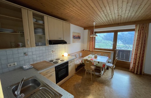 Hippach Apartment | Apartment 'Haus Kropfa' with Shared Terrace, Balcony and Wi-Fi