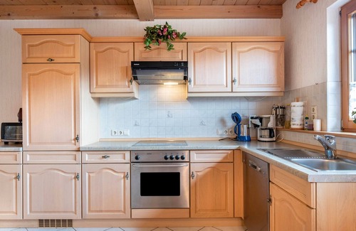 Schonach im Schwarzwald Apartment | Apartment 'Haus Silberberg' with Shared Garden, Balcony and Wi-Fi