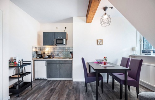 Undeloh Apartment | Apartment 'Haus Wacholder Wohnung 1' with Balcony and Wi-Fi