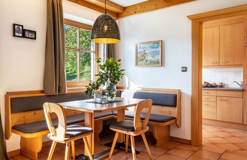 Villabassa Apartment | Apartment Häuslerhof Betula with Mountain View, Balcony & Wi-Fi