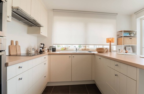 Duinbergen Apartment | Apartment Helios by Interhome