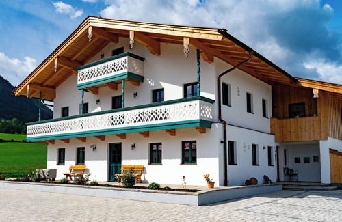 Ruhpolding Apartment | Apartment Herzblatt 65 sqm, 2 bedrooms, living room with kitchen, 4 pers, WLAN