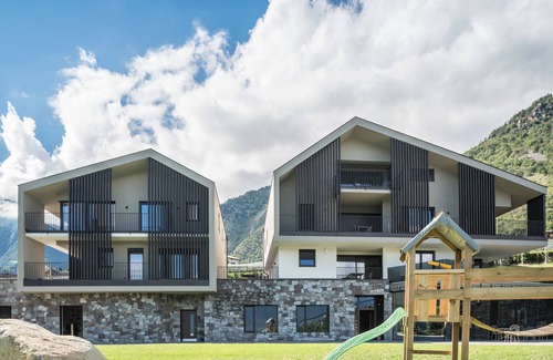 Lagundo Apartment | Apartment Hofer Hof TSCHIGAT with Mountain View, Wi-Fi & Terrace