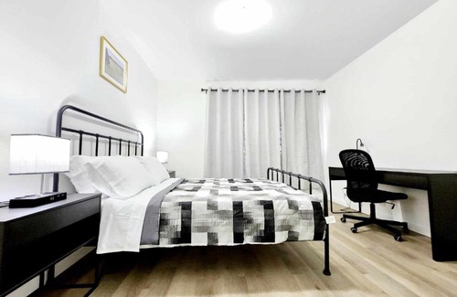 Plateau Mont Royal Apartment | APARTMENT HOTEL ST-DENIS