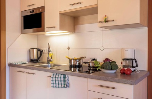 Feldthurns Apartment | Apartment 'Huberhof - Rubens' with Mountain View, Garden & Wi-Fi