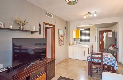 Lucena Apartment | Apartment 'Huerto' with Private Terrace, Wi-Fi and Air Conditioning