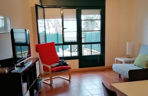 Serantes Apartment | Apartment in Tapia de Casariego with direct access to the beach from the garden