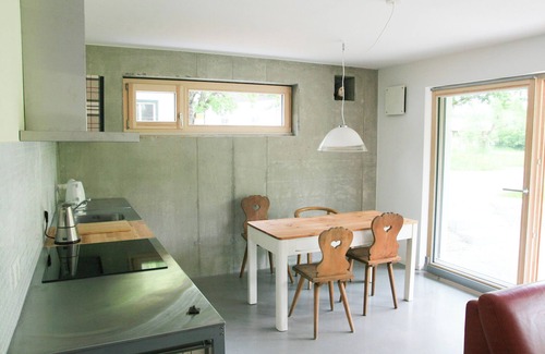 Lindau Apartment | Apartment 'I' with Private Terrace, Private Garden and Wi-Fi