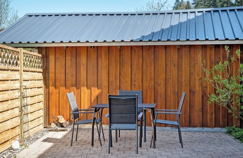Alpirsbach Apartment | Apartment 'Idyllische Am Waldesrand' with Private Terrace, Shared Garden and Wi-Fi