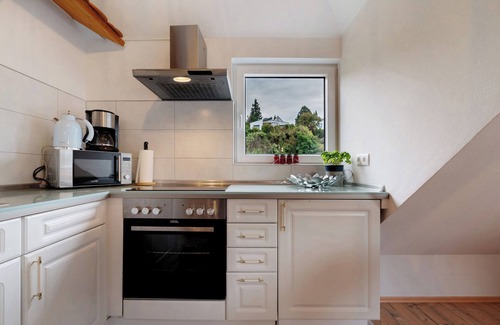 Lahnstein Apartment | Apartment 'Im Rosenberg' with Private Terrace and Wi-Fi